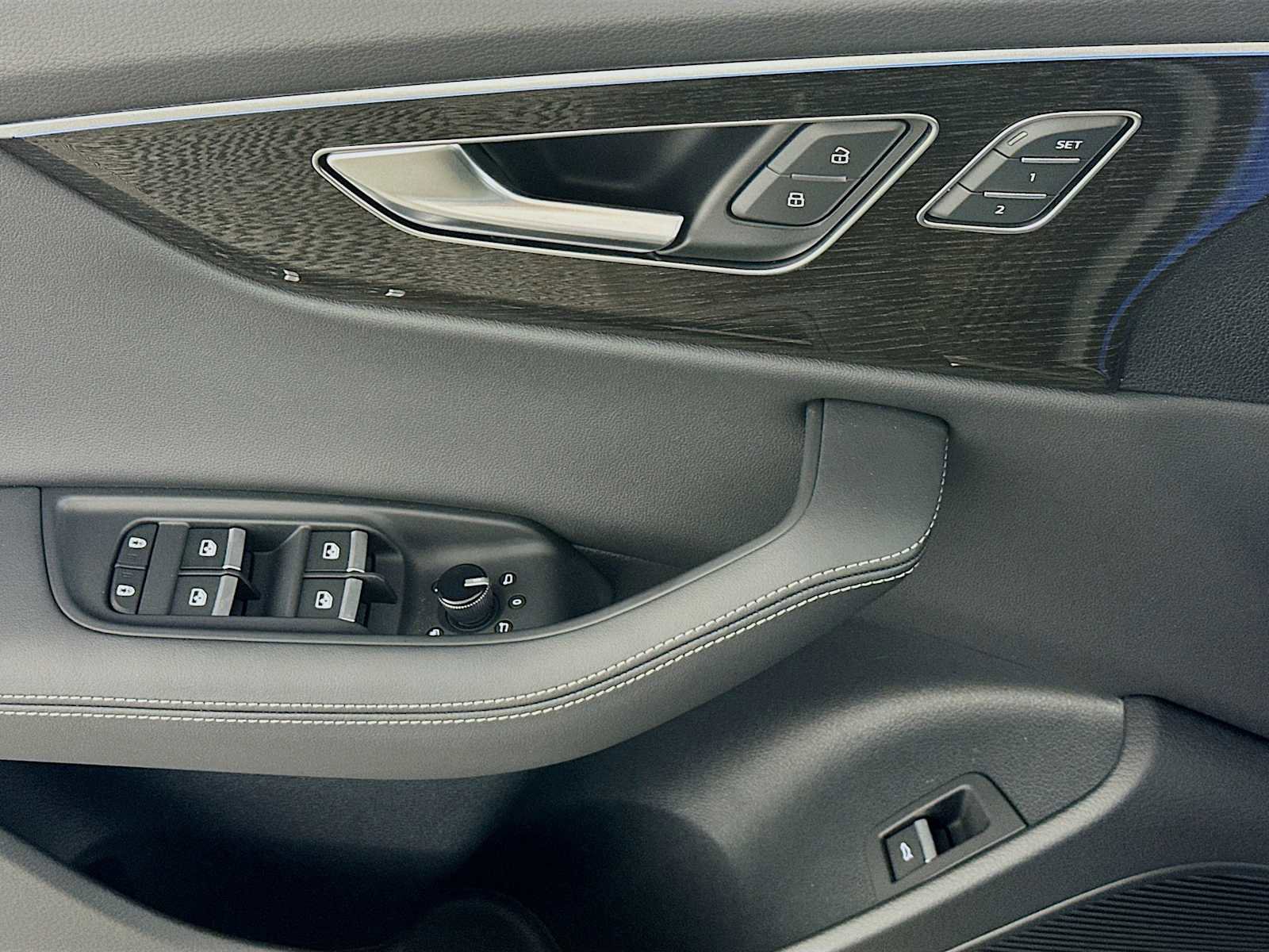 New 2026 Audi Q8 Premium Plus image 17