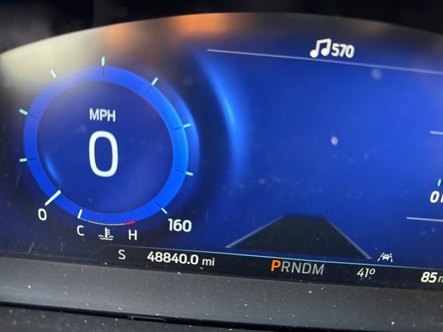 Used 2020 Ford Explorer Platinum w/ Premium Technology Package image 18