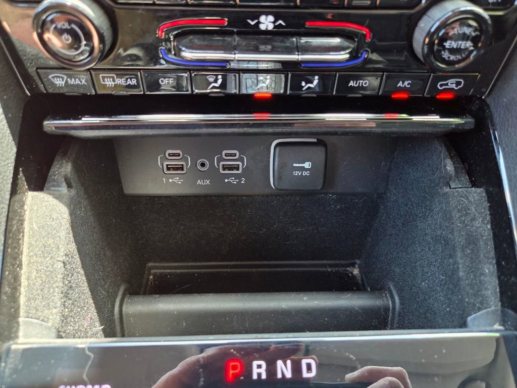 Used 2022 Jeep Grand Cherokee Limited AWD/4WD image 29