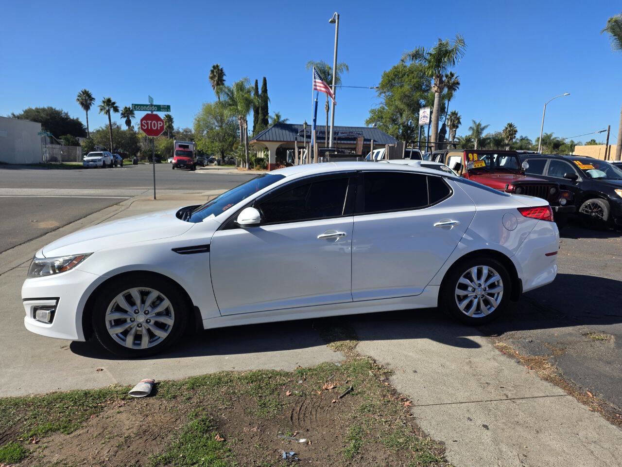 Used 2015 Kia Optima EX image 4