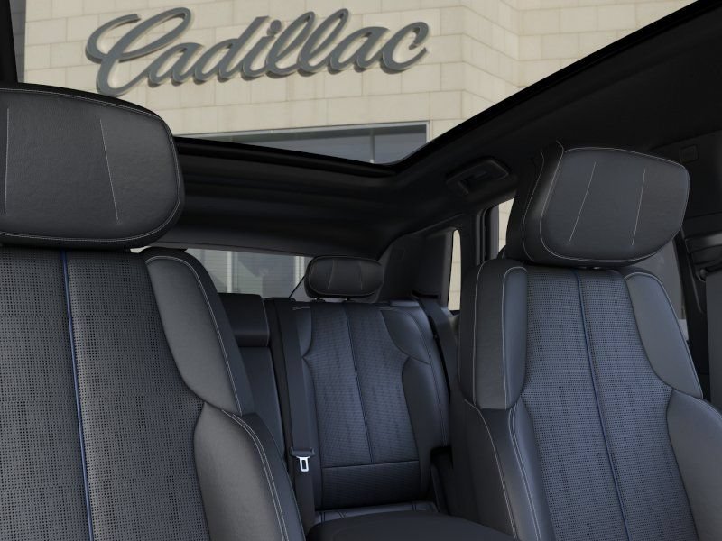 New 2025 Cadillac Lyriq Luxury w/ LPO, Floor Liner Package AWD/4WD image 24