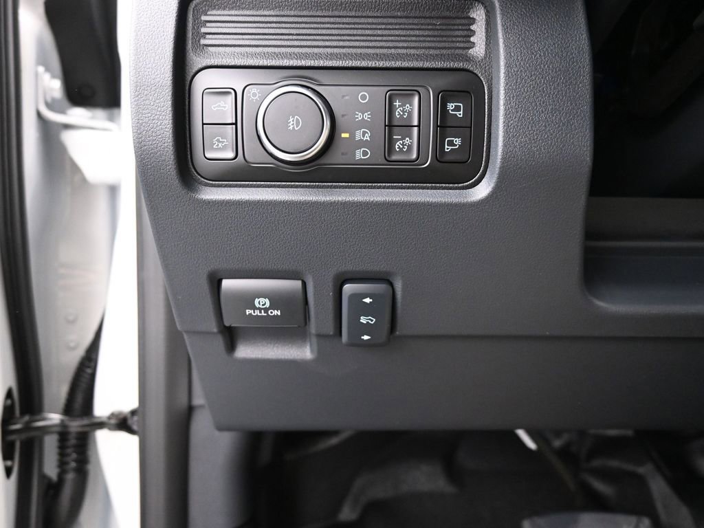 New 2026 Ford F350 Lariat image 29