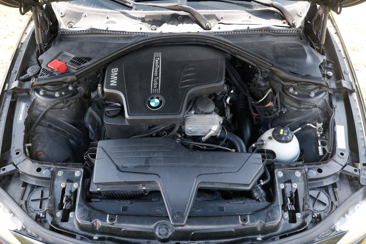 Used 2015 BMW 320i Sedan RWD image 20