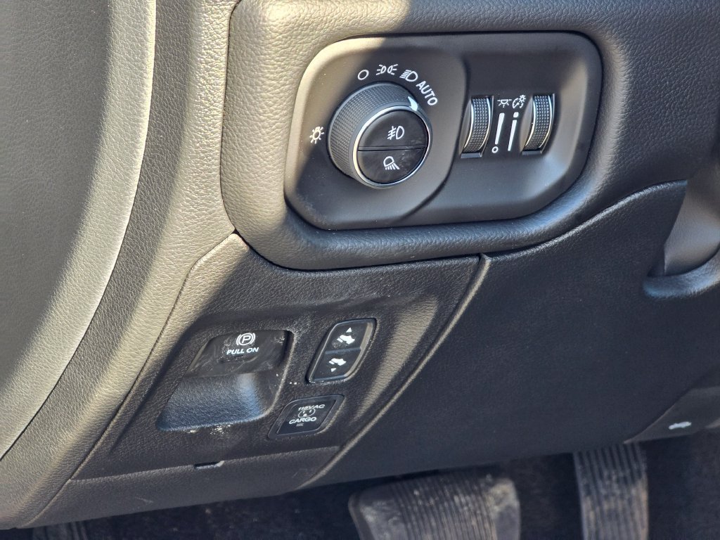 New 2026 RAM 1500 Laramie w/ Night Edition AWD/4WD image 35