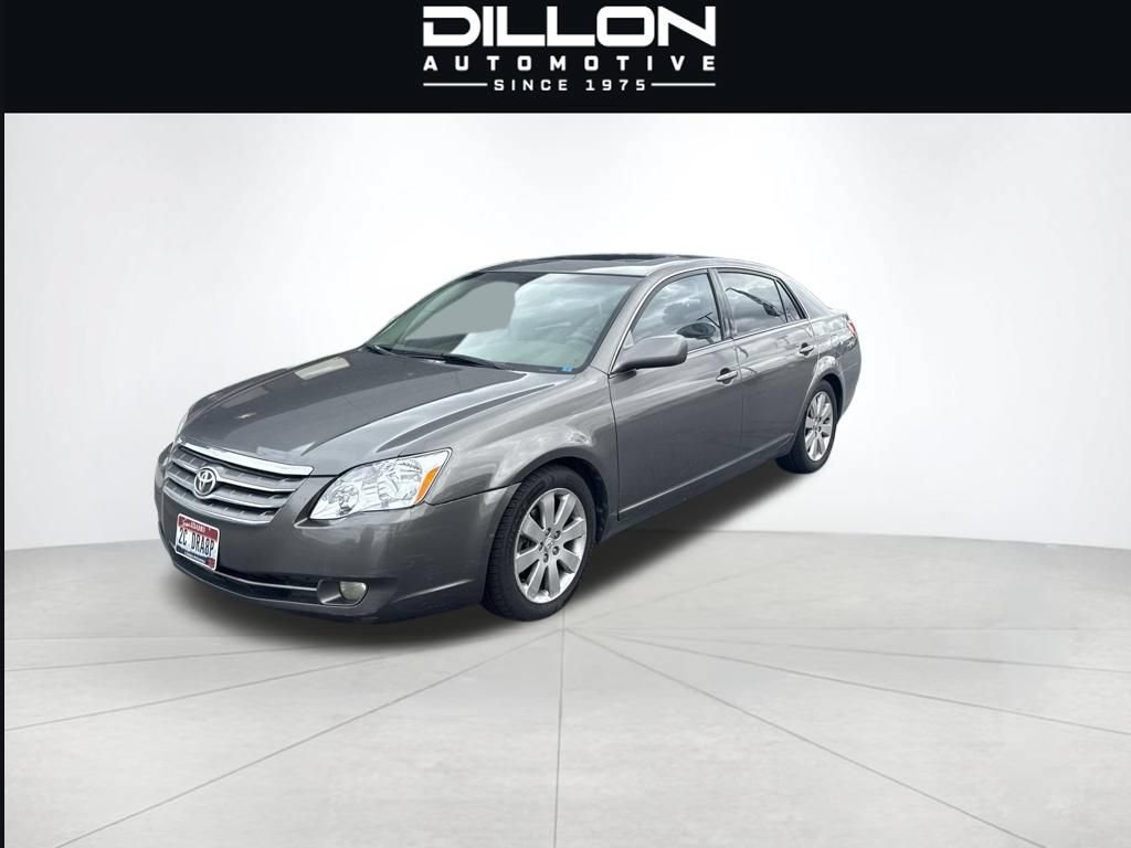 Used 2006 Toyota Avalon XLS FWD image 4