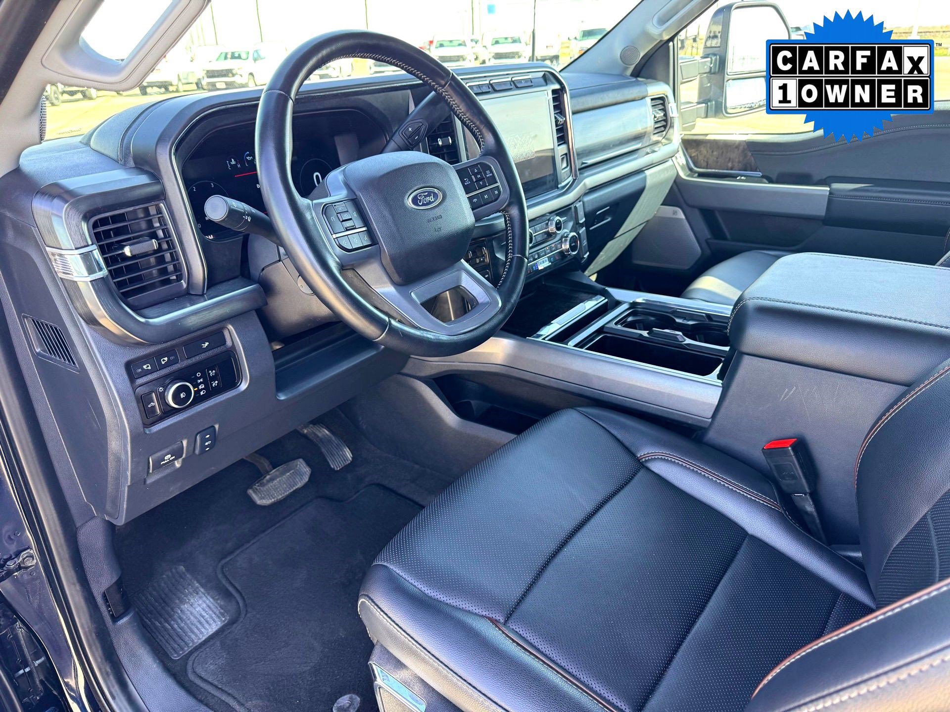 Used 2024 Ford F250 Lariat image 11