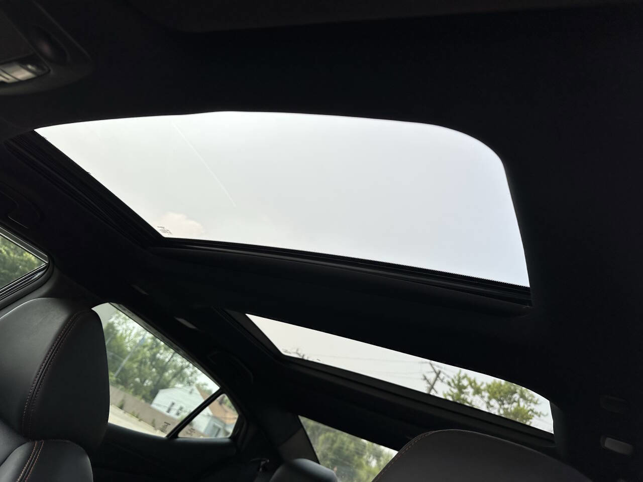 Used 2019 Nissan Maxima SR image 15