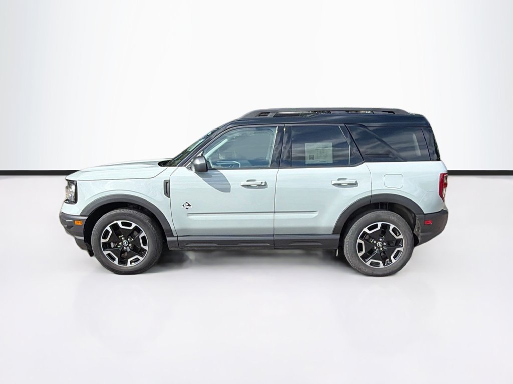 Used 2023 Ford Bronco Sport Outer Banks w/ Tech Package AWD/4WD image 8