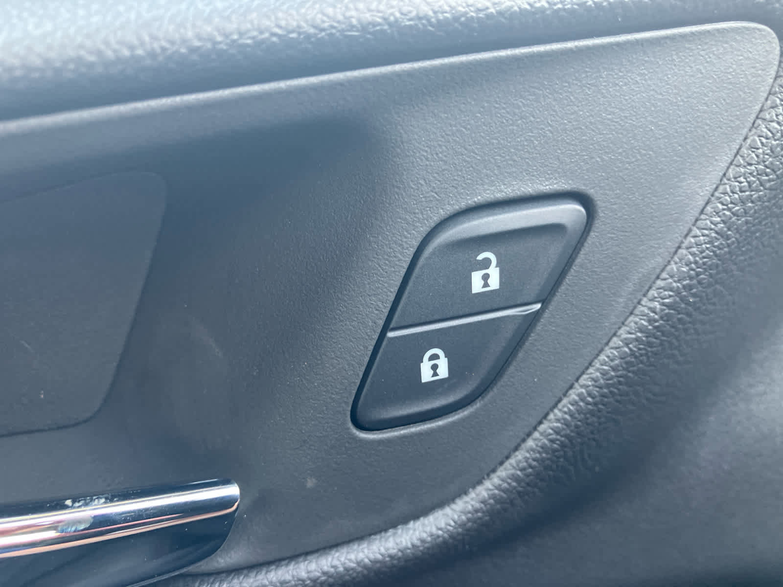 New 2026 Chevrolet Trax RS w/ Driver Confidence Package image 12