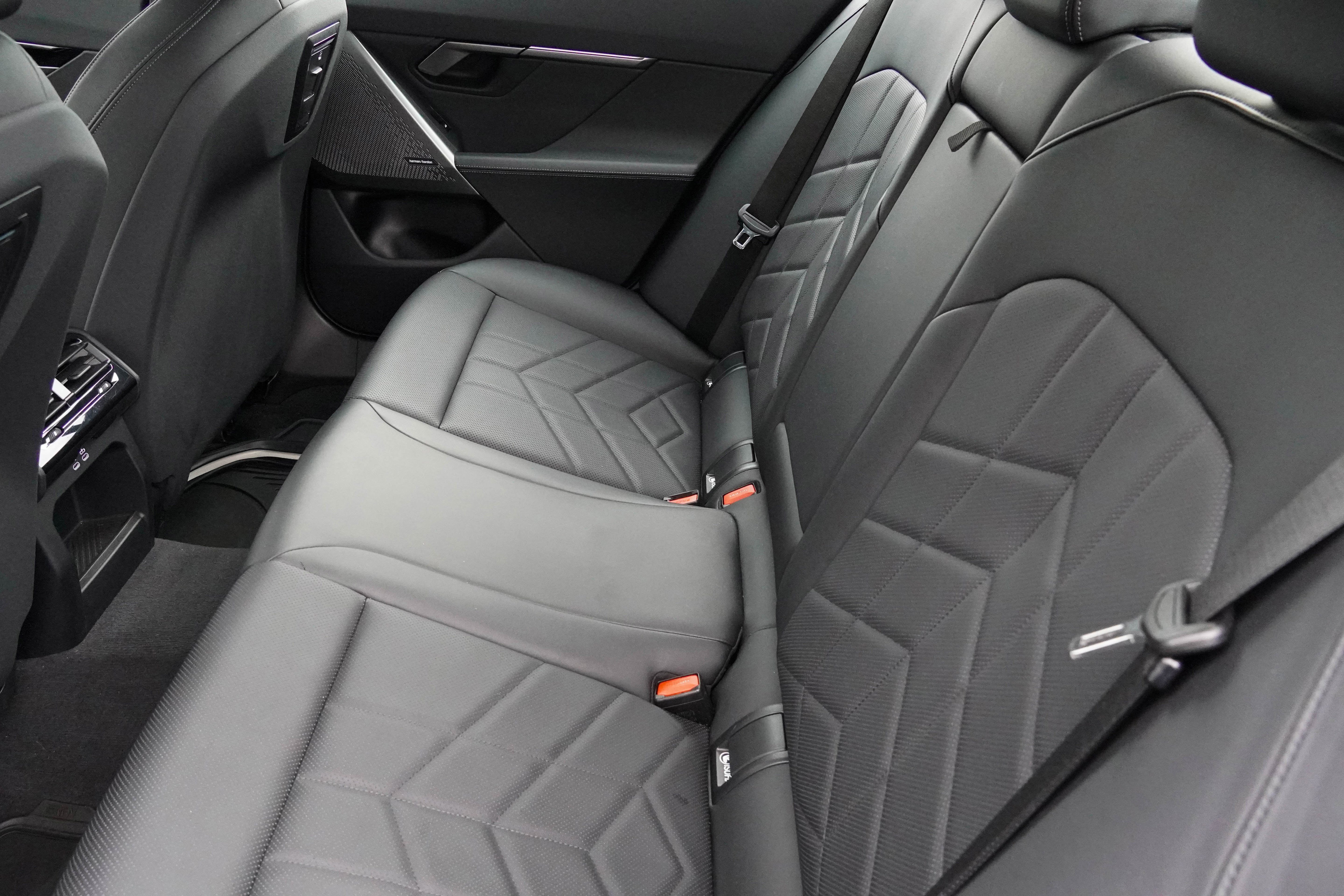 Certified 2024 BMW 530i 530i image 37