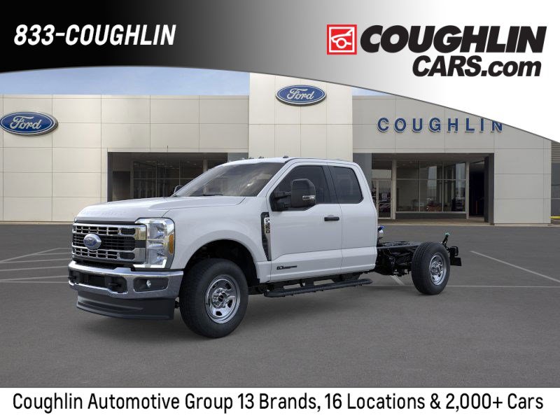 New 2025 Ford F350 XL w/ XL Chrome Package