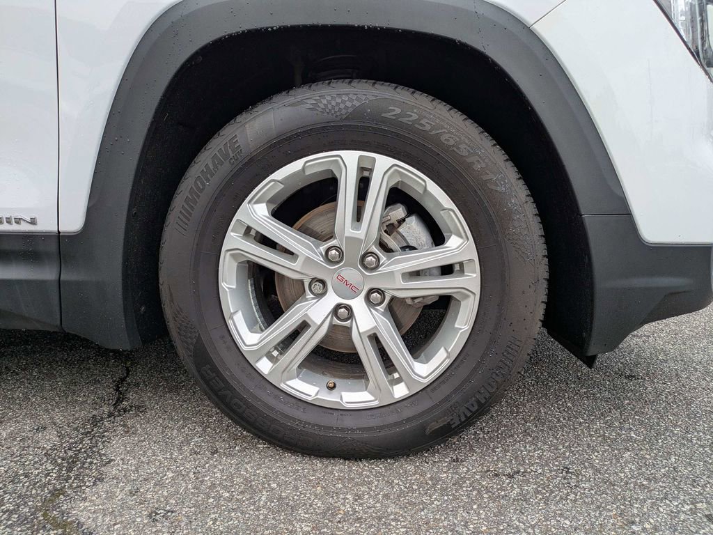 Used 2022 GMC Terrain SLE w/ Driver Convenience Package FWD image 11