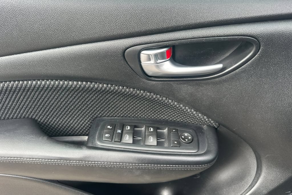 Used 2016 Dodge Dart SXT FWD image 11