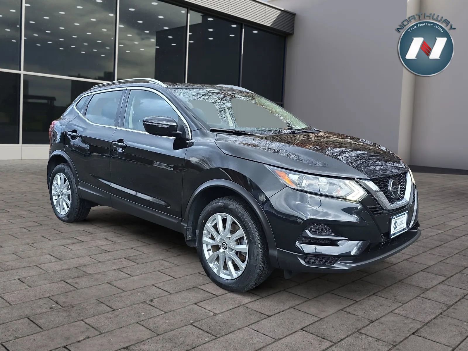 Used 2020 Nissan Rogue Sport SV image 7