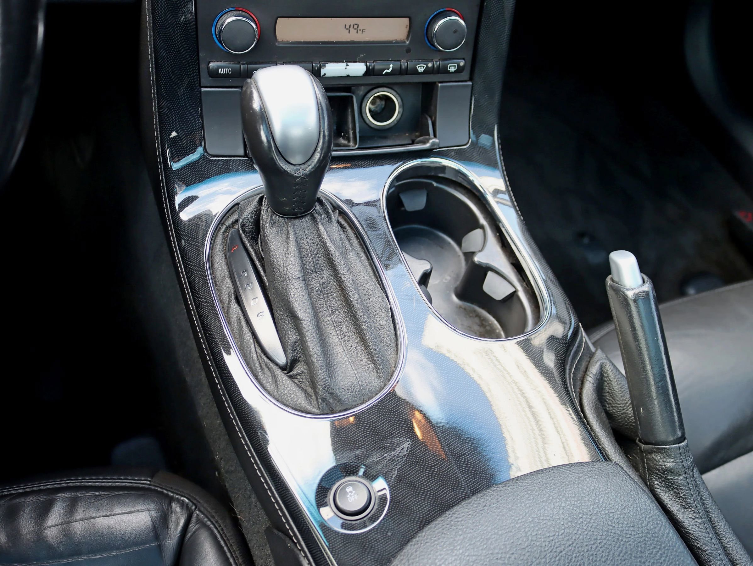 Used 2010 Chevrolet Corvette Coupe w/ Roof Package image 22