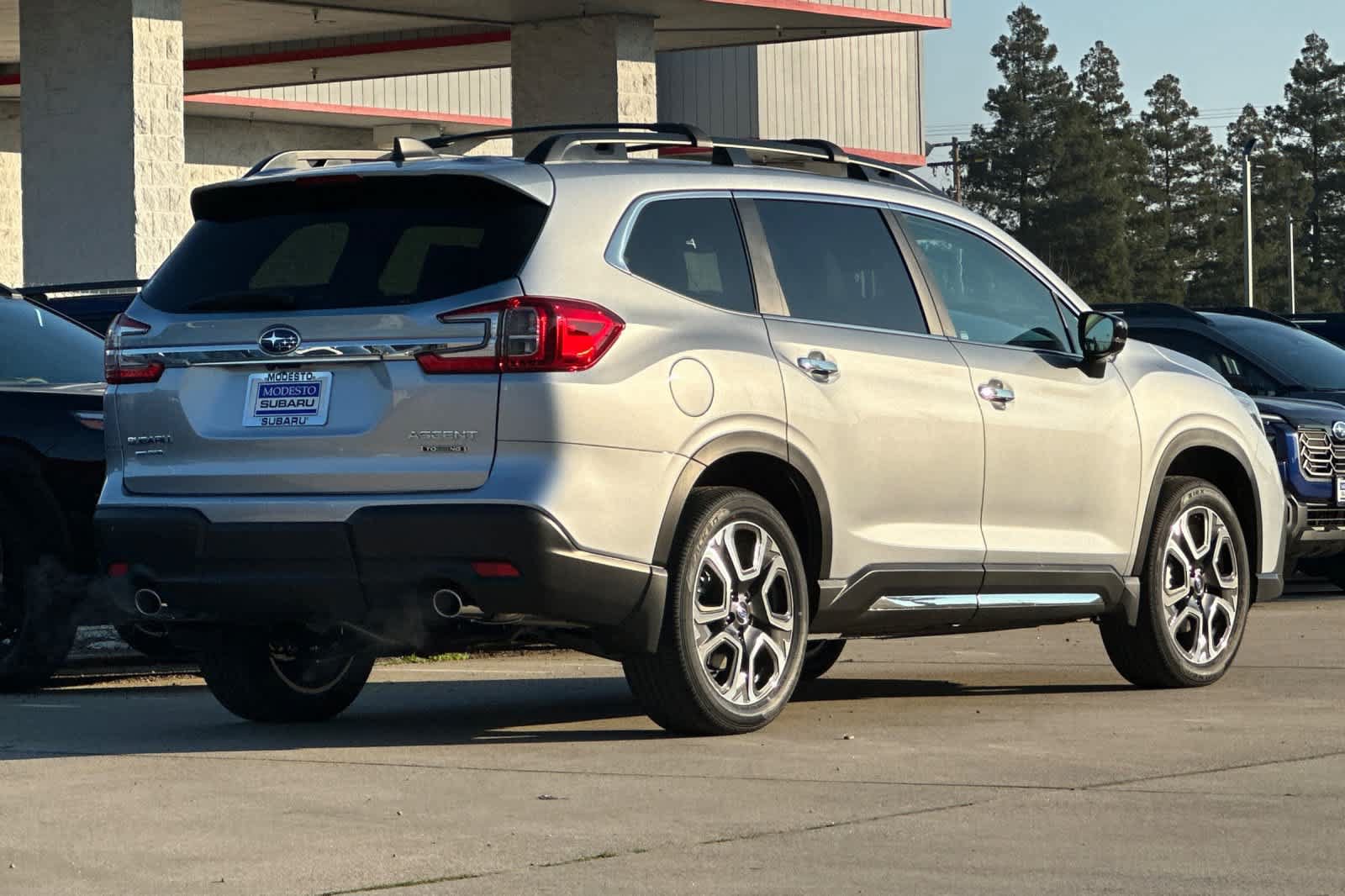 New 2026 Subaru Ascent Touring AWD/4WD image 3