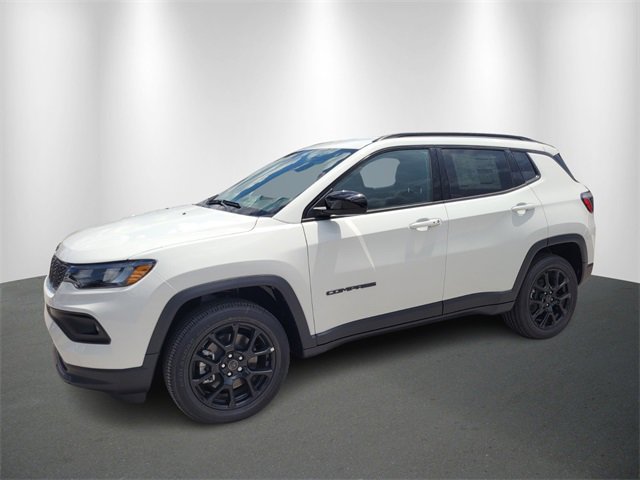 New 2025 Jeep Compass Latitude w/ Altitude Special Edition image 2