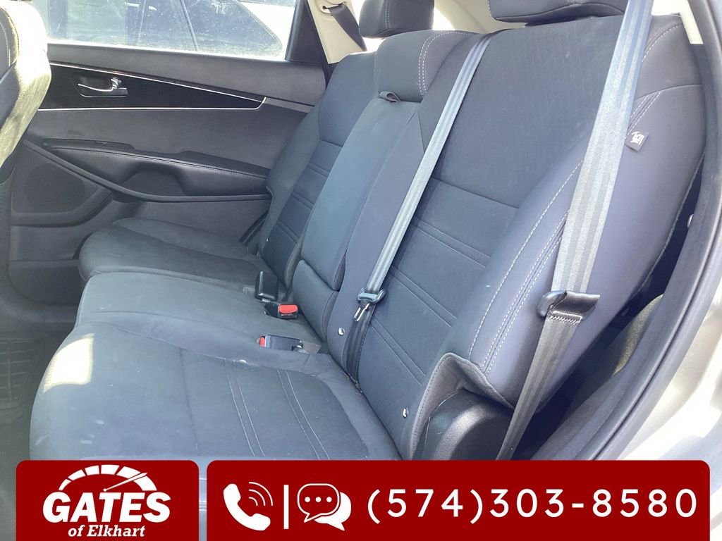 Used 2016 Kia Sorento LX w/ LX Convenience Package AWD/4WD image 13