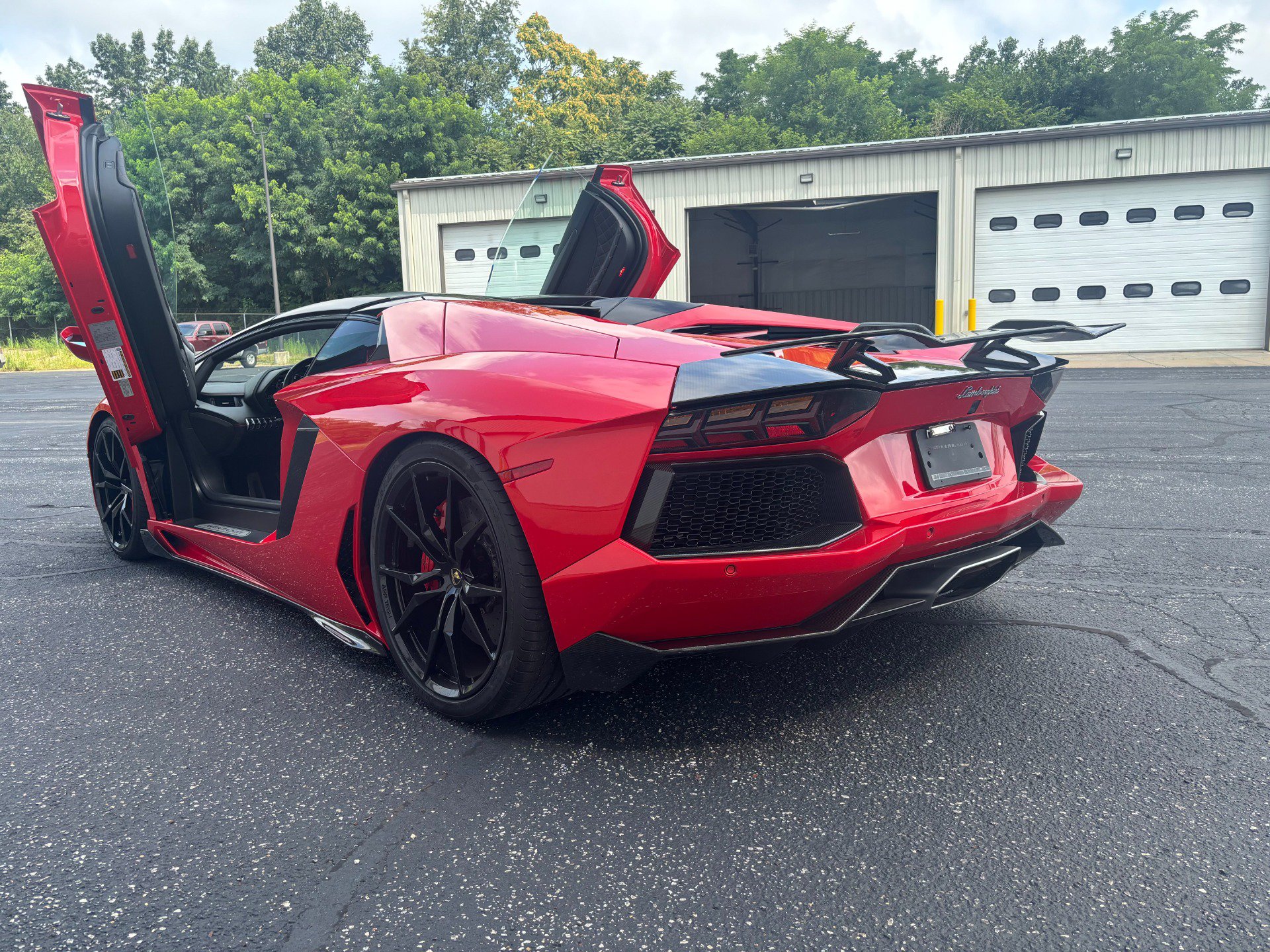 Used 2015 Lamborghini Aventador LP 700-4 AWD/4WD image 4