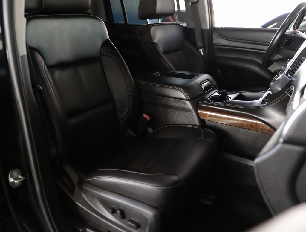 Used 2015 Chevrolet Suburban LT image 34