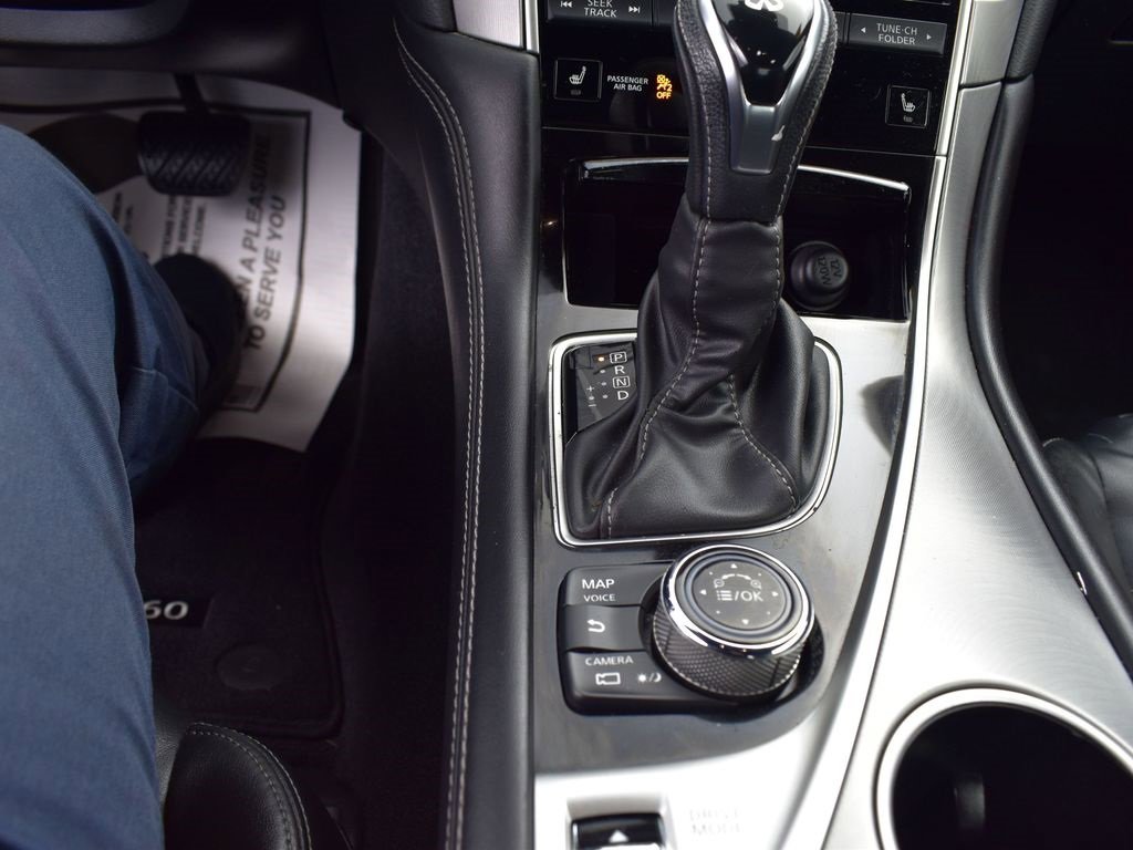 Used 2022 INFINITI Q60 3.0t Luxe w/ Essential Package image 13