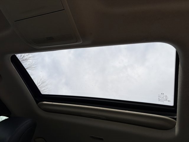 Used 2019 MAZDA MAZDA3 Premium image 17