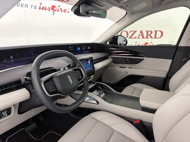 Used 2026 Lincoln Nautilus Premier AWD/4WD image 12