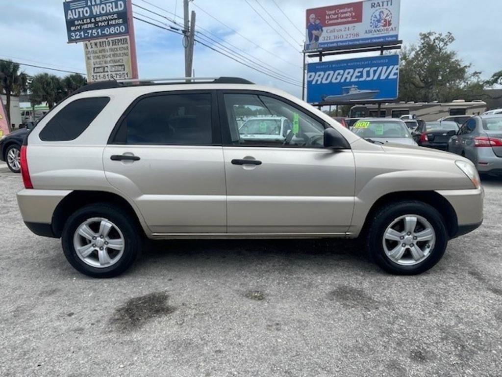 Used 2009 Kia Sportage LX image 4