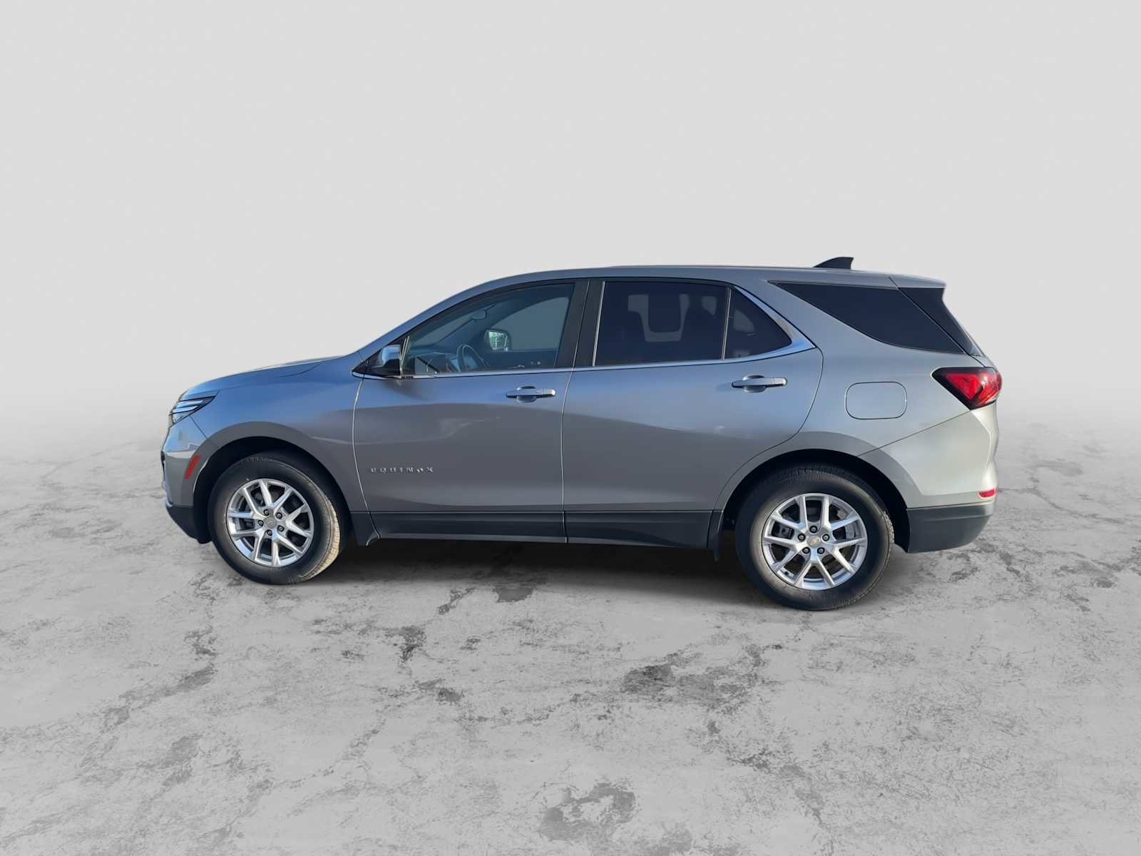 Used 2023 Chevrolet Equinox LT image 5