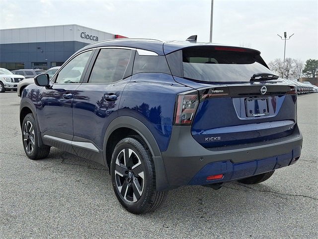 New 2026 Nissan Kicks SV w/ Charging Package image 6
