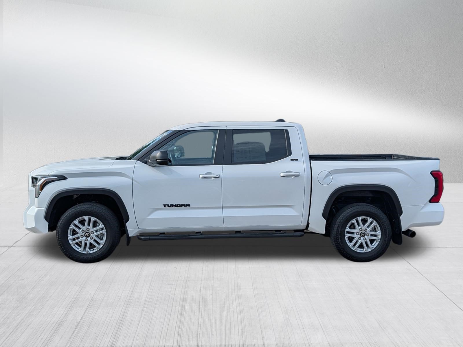 Certified 2025 Toyota Tundra SR5 w/ SR5 Premium Package AWD/4WD image 6
