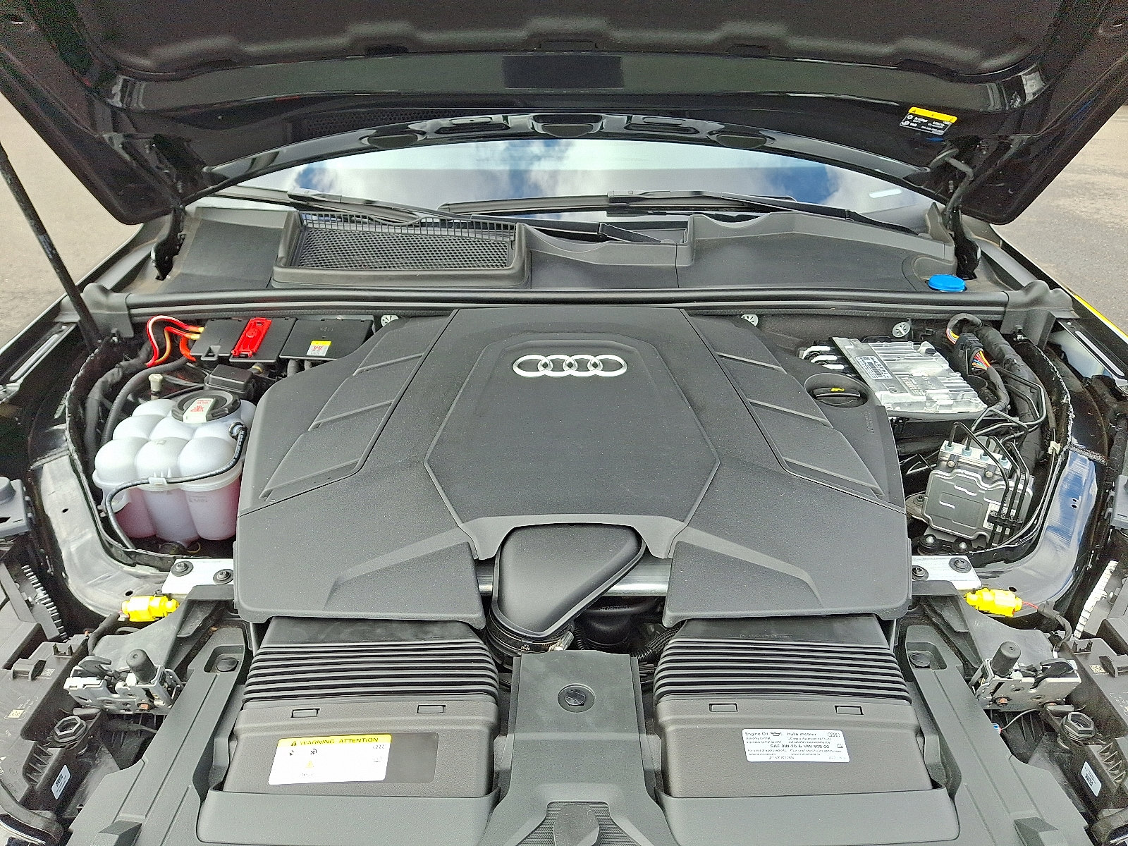 Used 2025 Audi Q7 3.0T Premium Plus image 29