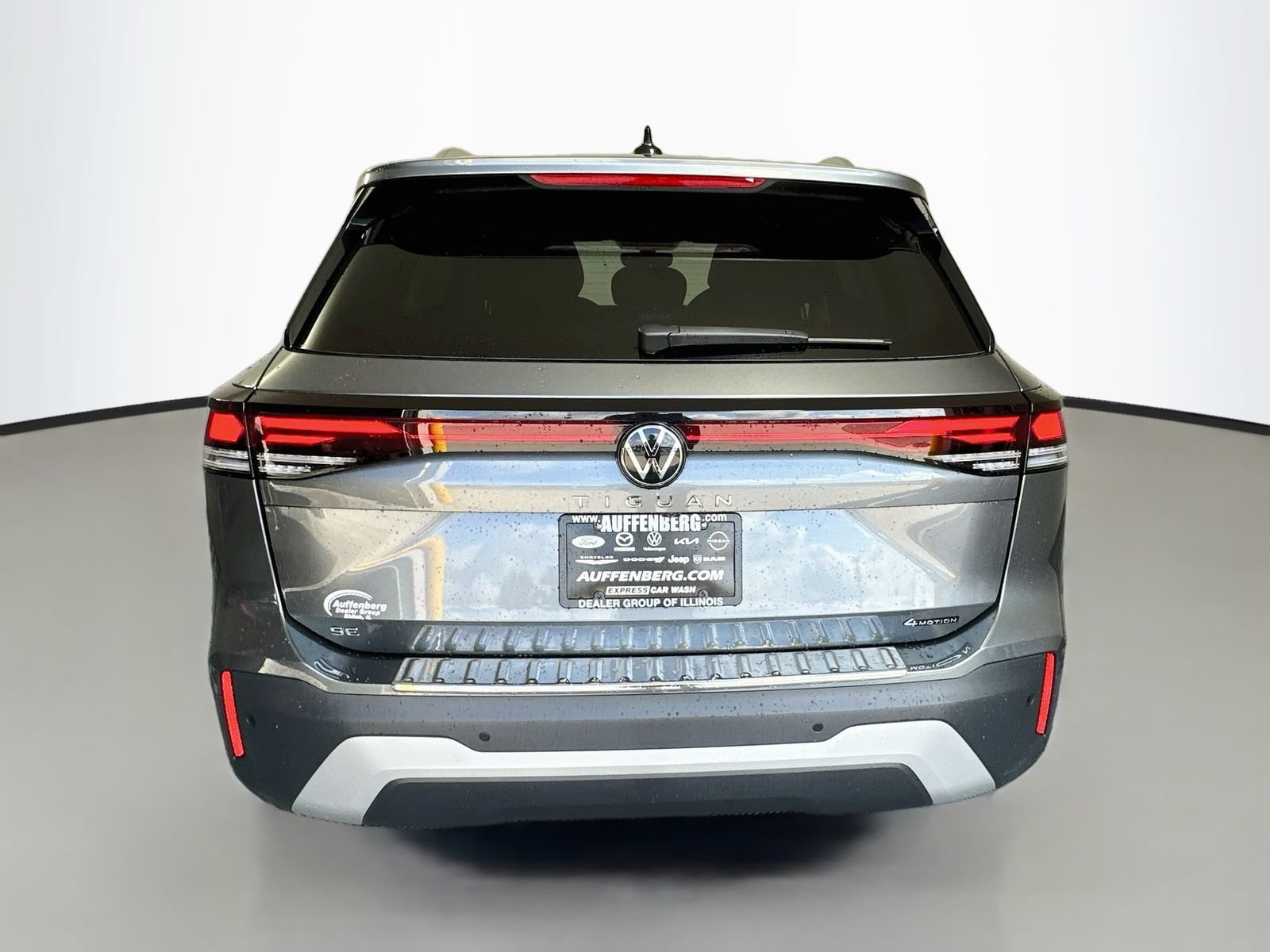 New 2026 Volkswagen Tiguan SE AWD/4WD image 6