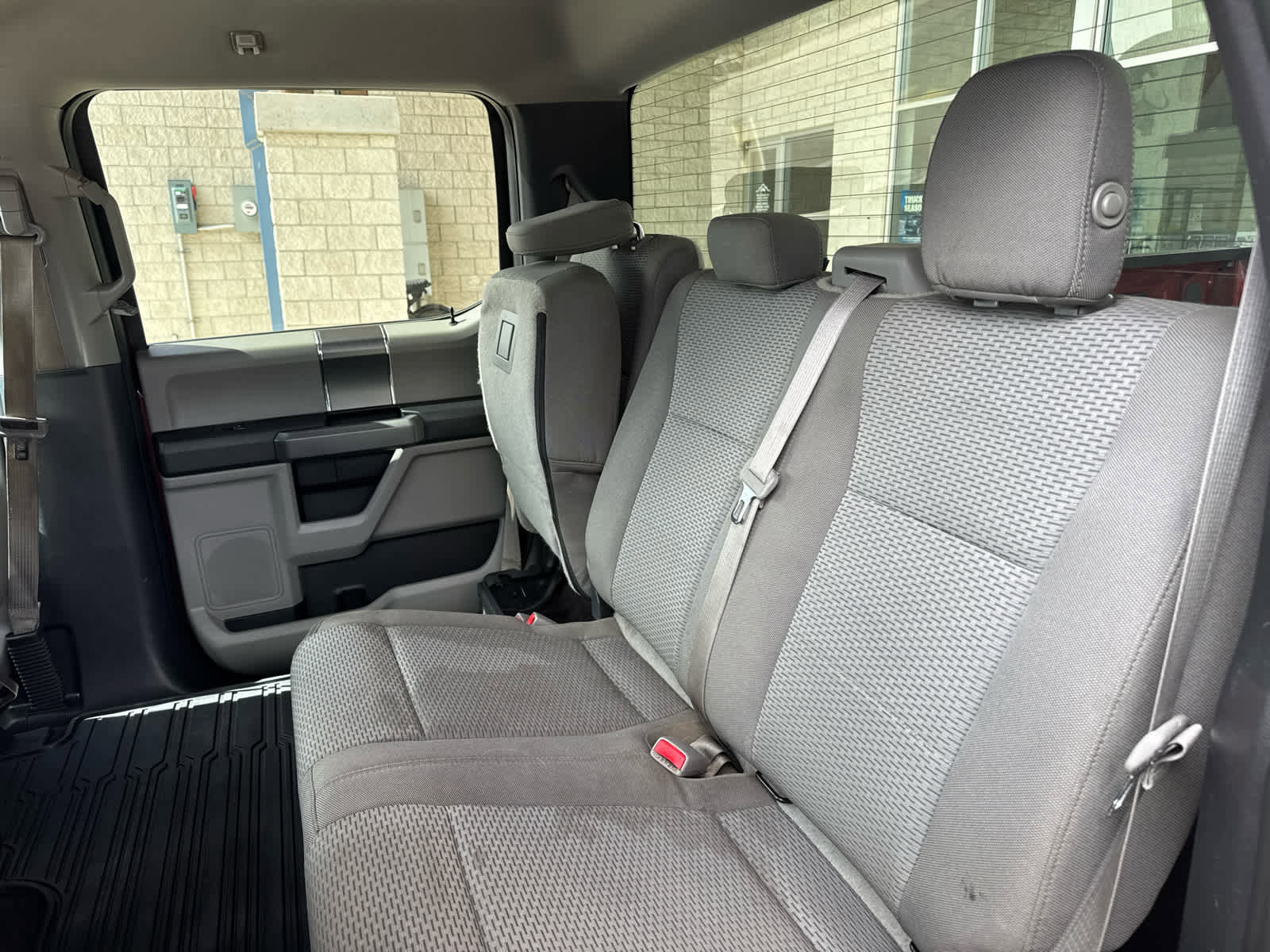 Used 2017 Ford F150 XLT w/ Equipment Group 301A Mid image 33