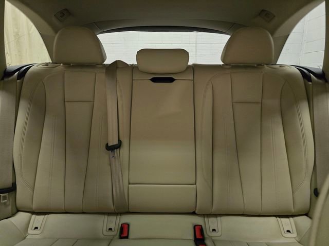 Used 2019 Audi A4 2.0T allroad Premium Plus w/ Premium Plus Package image 29