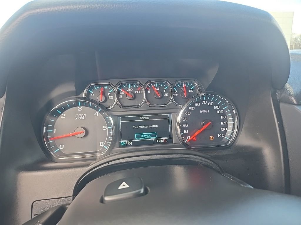 Used 2019 Chevrolet Suburban LT AWD/4WD image 6