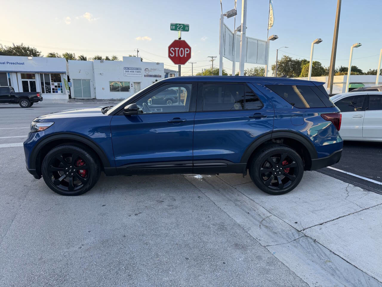 Used 2021 Ford Explorer ST w/ Equipment Group 401A image 9