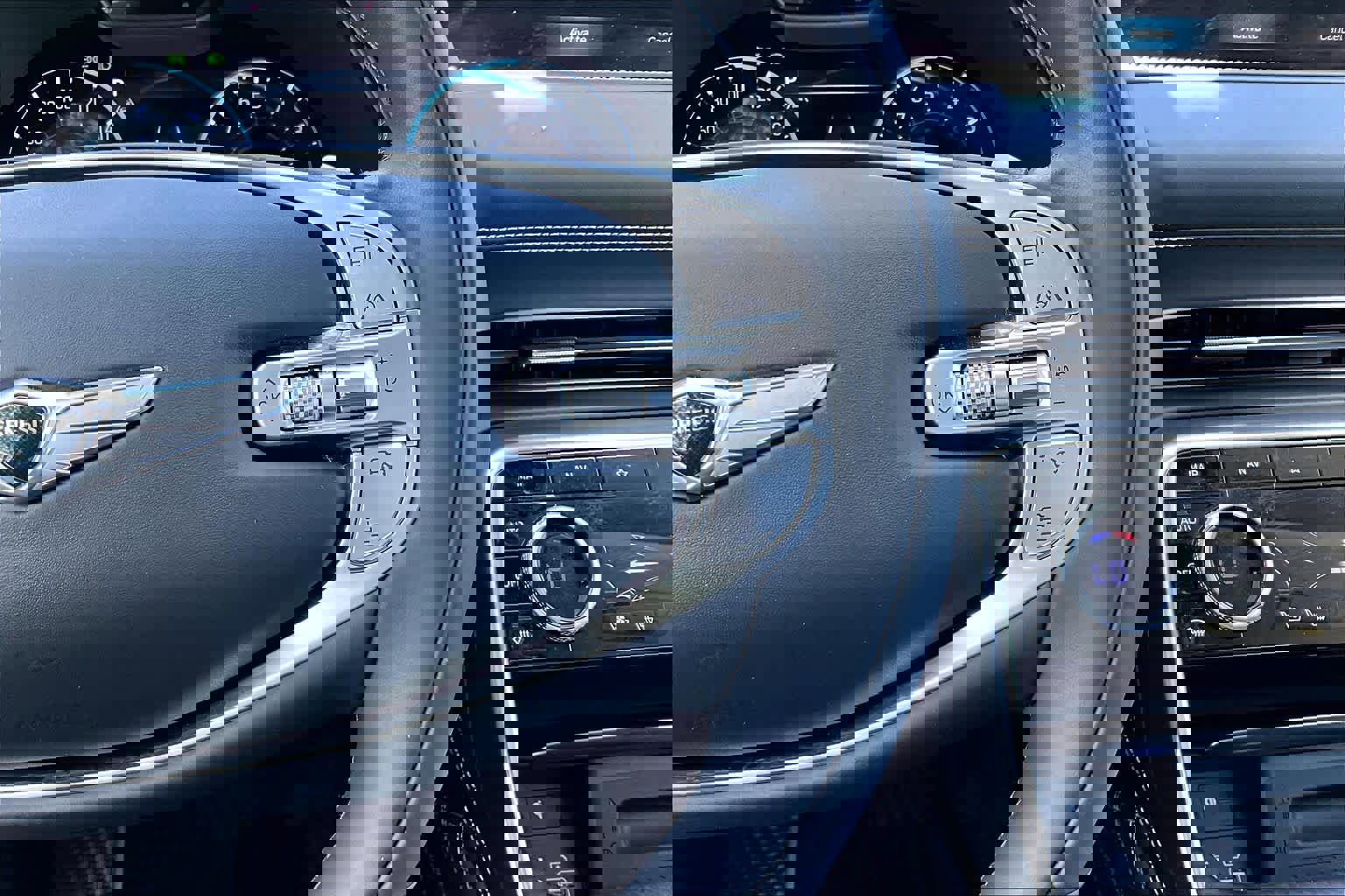 Used 2024 Genesis GV80 3.5T image 23