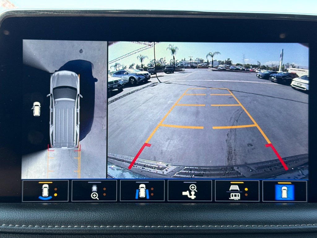 Used 2021 Chevrolet Tahoe Z71 w/ Z71 Signature Package AWD/4WD image 29
