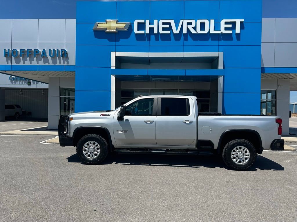 Used 2020 Chevrolet Silverado 2500 LT w/ Texas Edition AWD/4WD image 10