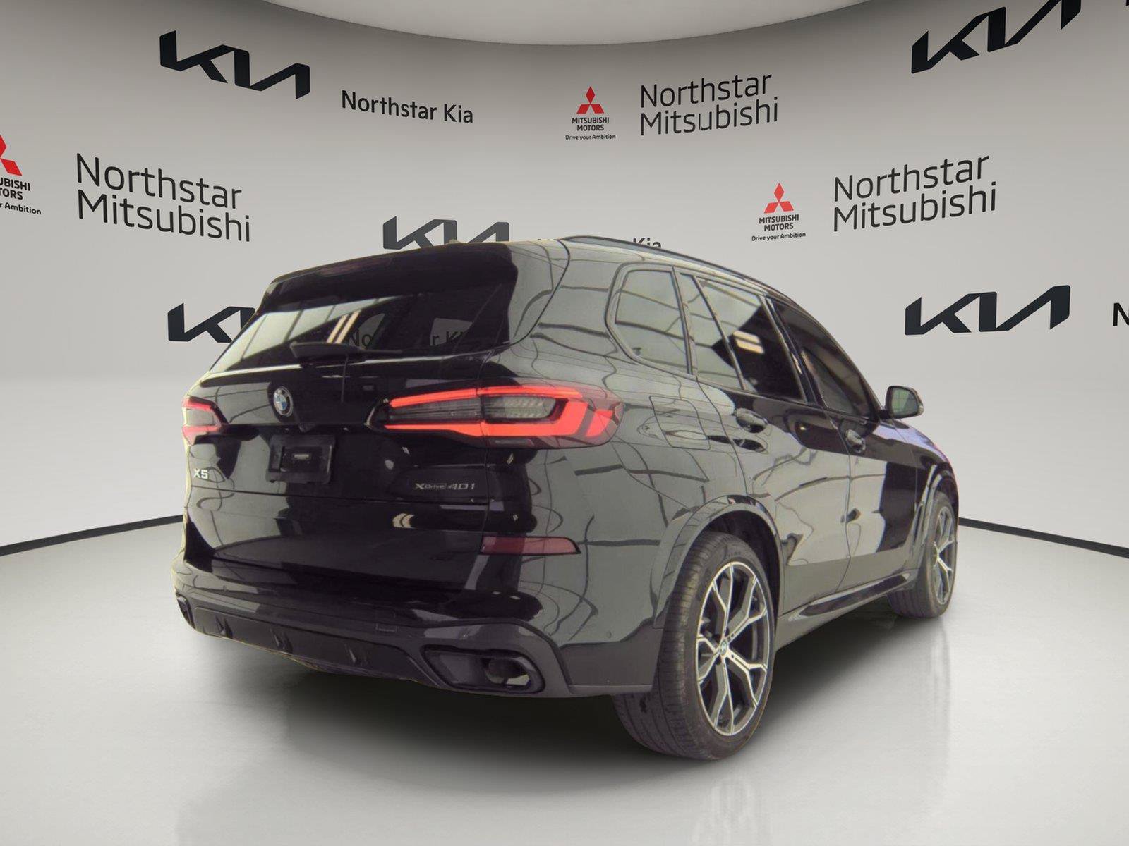 Used 2022 BMW X5 xDrive40i AWD/4WD image 6