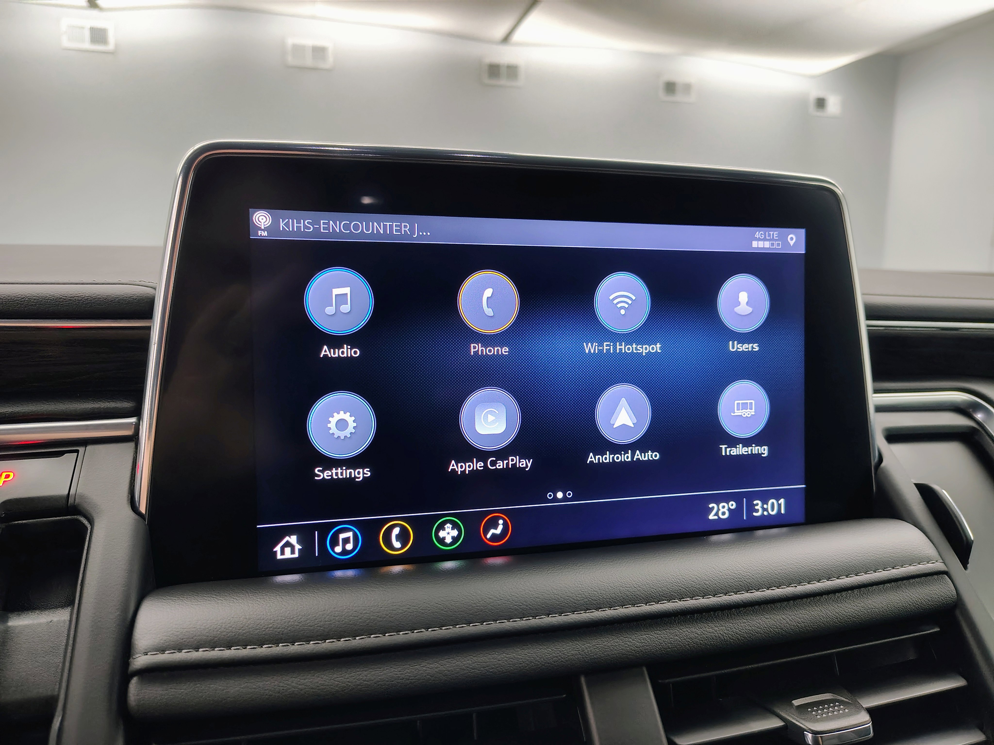 Used 2021 Chevrolet Tahoe Z71 image 3