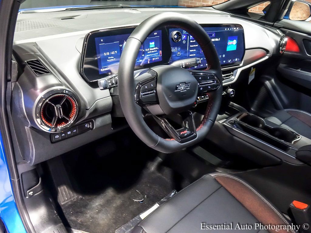 New 2026 Chevrolet Equinox EV RS AWD/4WD image 11