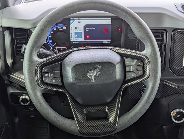 Used 2023 Ford Bronco 4-Door w/ Sasquatch Package image 13