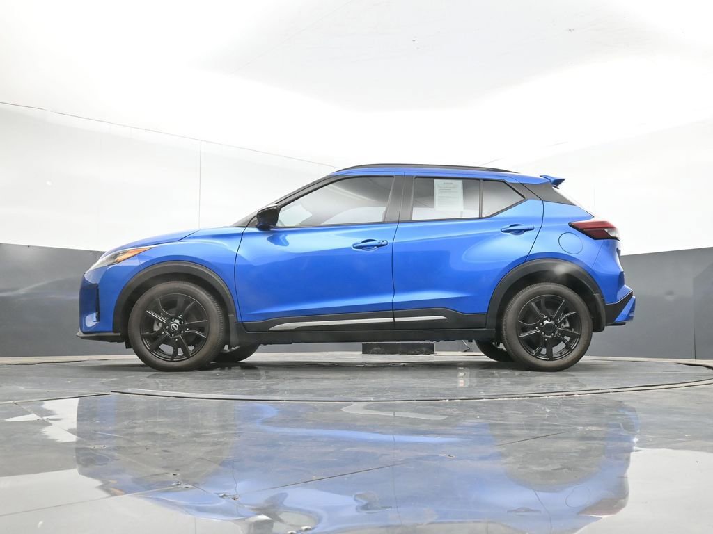 Used 2023 Nissan Kicks SR image 42