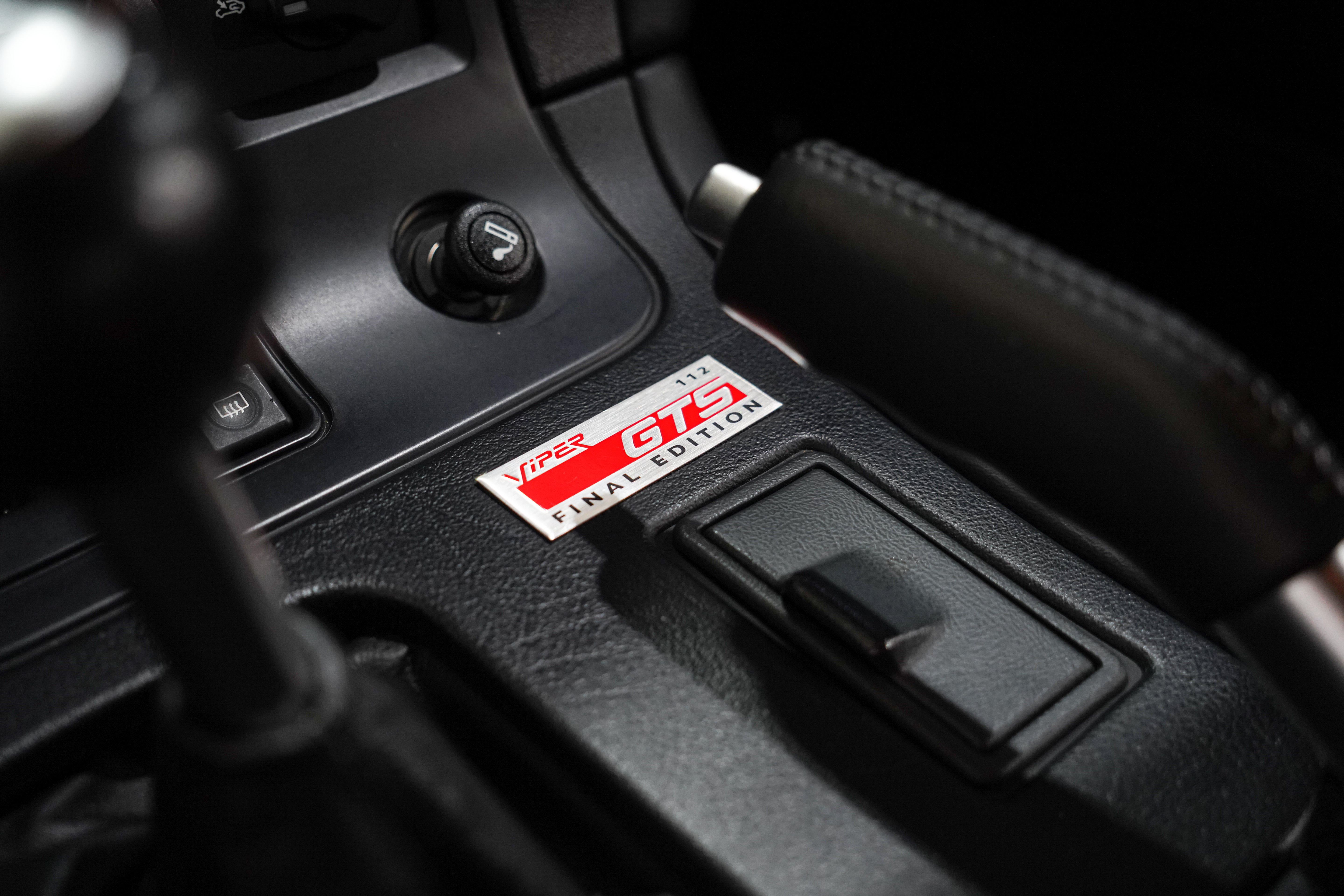Used 2002 Dodge Viper GTS RWD image 13