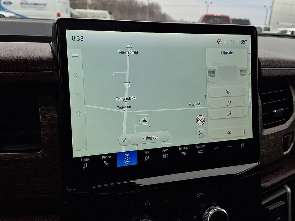 Used 2024 Ford Expedition Limited image 18