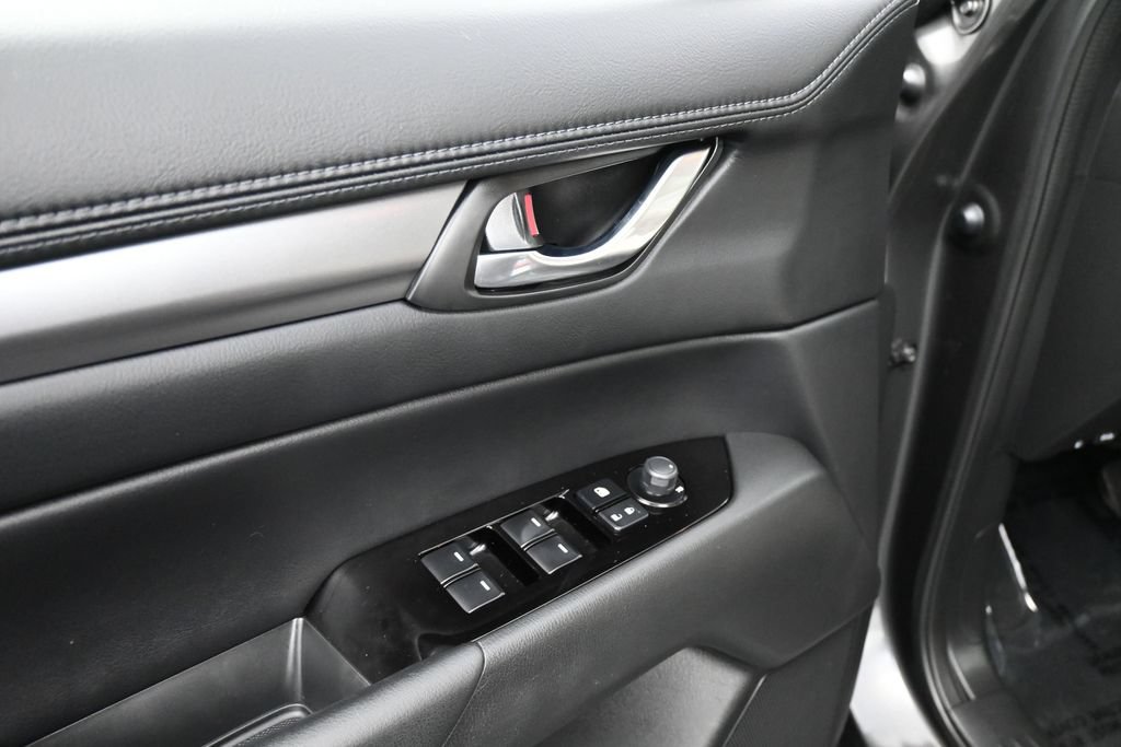 Used 2023 MAZDA CX-5 AWD 2.5 S image 2