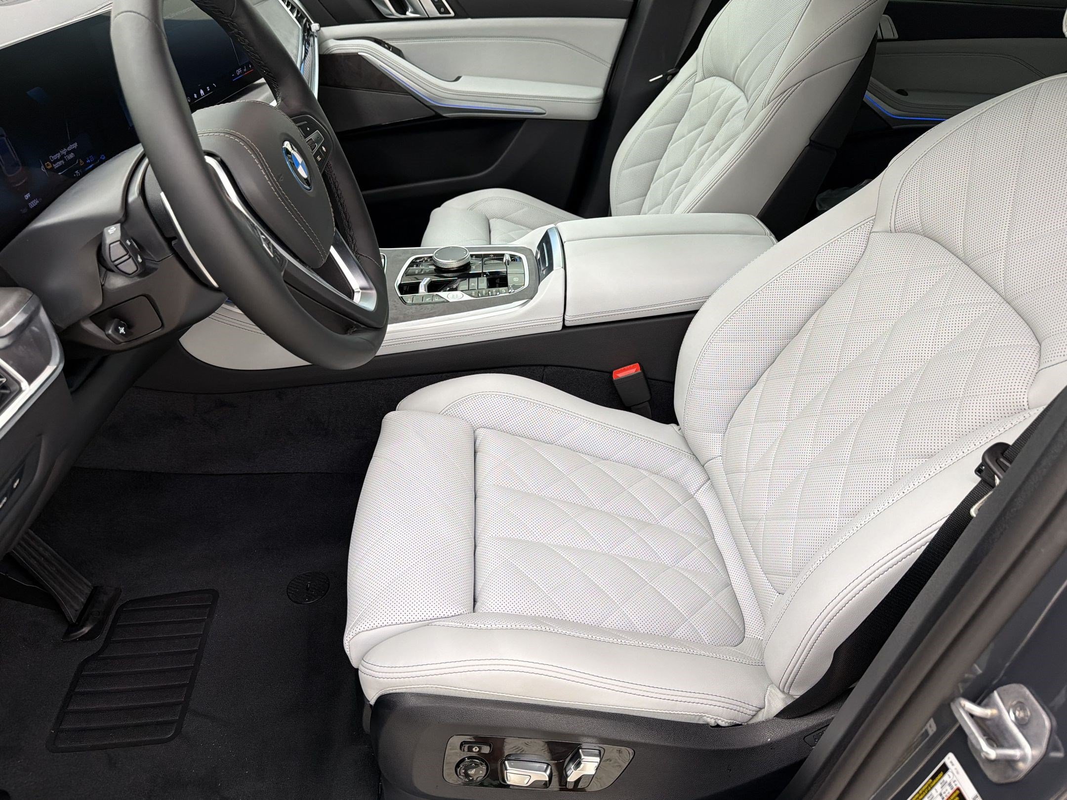 New 2026 BMW X5 xDrive50e AWD/4WD image 5