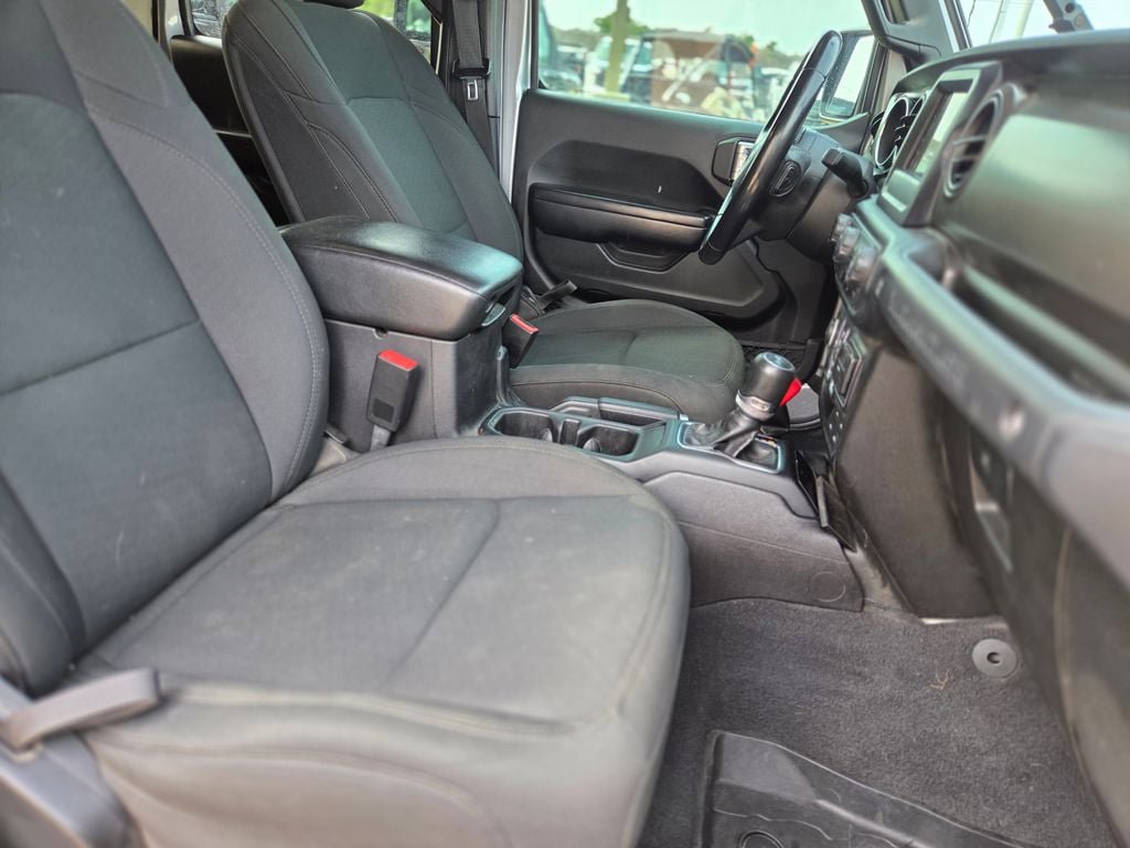 Used 2020 Jeep Wrangler Unlimited Sport AWD/4WD image 10
